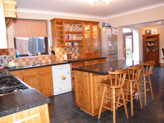 Fitted Kitchen