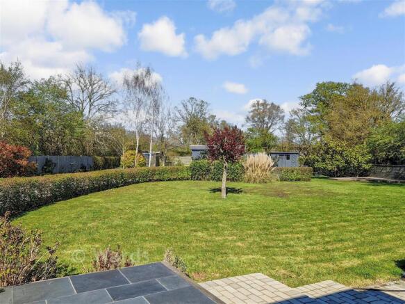 V Garden