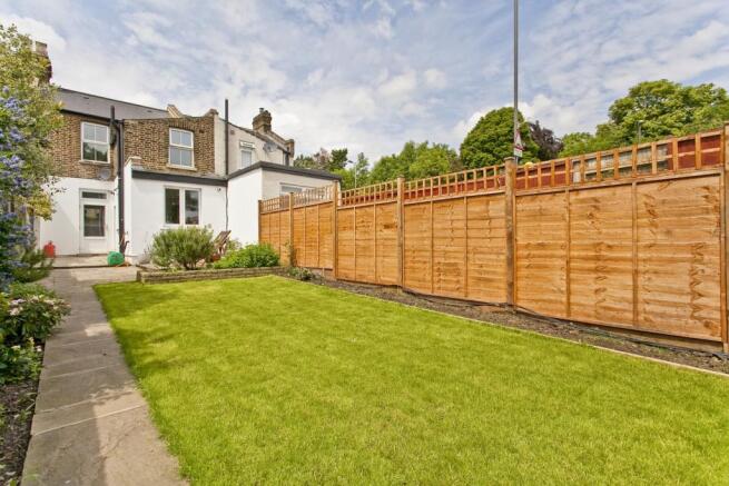 Garden to House