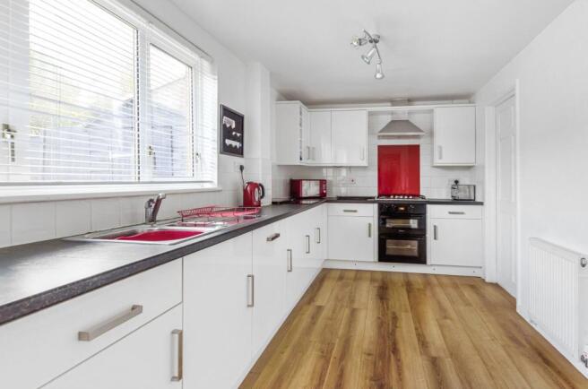 Kitchen/Dining