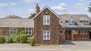 School House, Bird Lane, Brentwood CM13 3JU