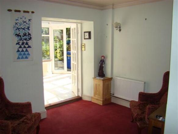 Photo 4