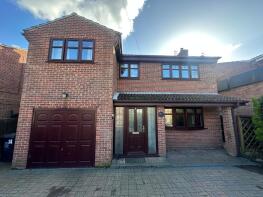 14, Broom Gardens, Belton, Great Yarmouth NR31 9PB