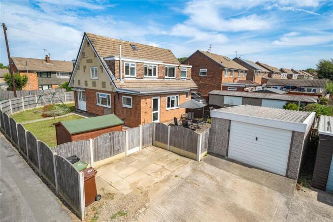 3 bed Semi-Detached for sale Image 8