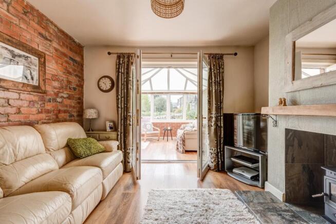 3 bed Detached for sale Image 8