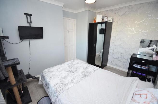 BEDROOM TWO