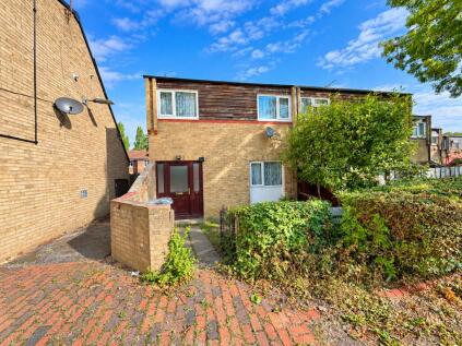 Malgraves Place, Basildon, Essex, SS13