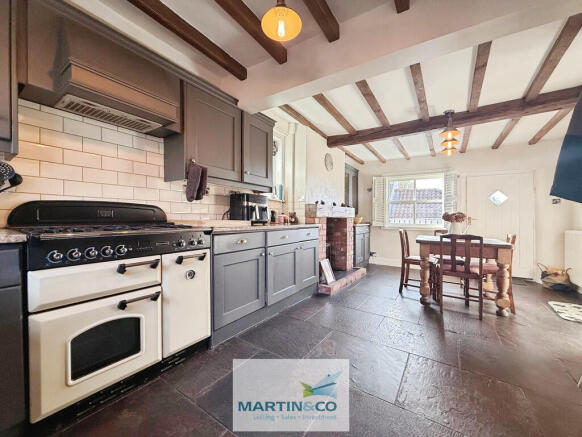 b66643dd--450A-8D...