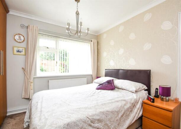 10 Wombourne Road - Bedroom 1.jpg