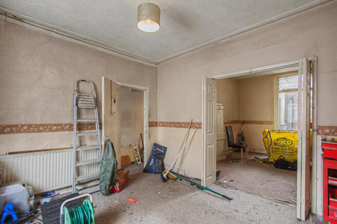 11 Heyworth Road, Stratford, London, E15 1ST