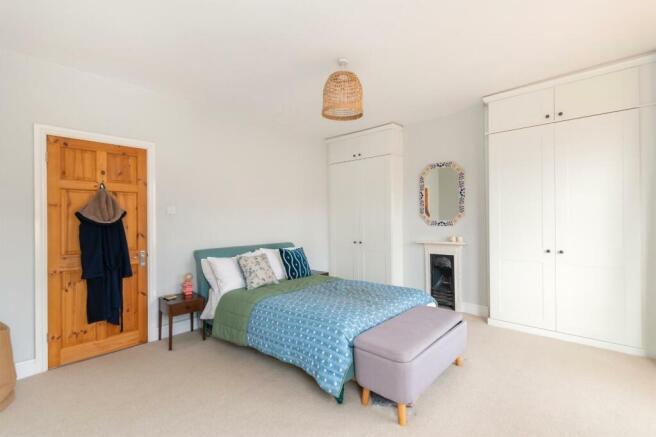 APG82 - Bedroom H.jpg