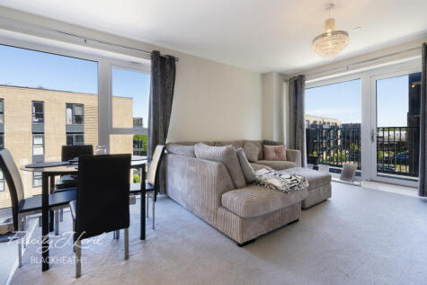 Bowen Drive, Charlton