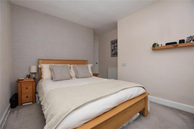 2 bed Town House for sale Image 6