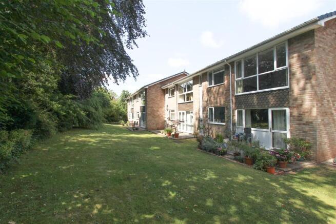 REAR SHOT AND GARDENS.jpg