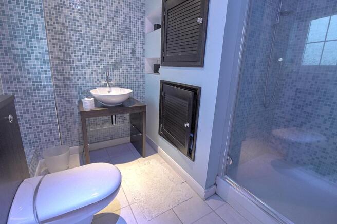 Ensuite