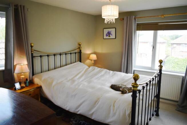 Bed 1.JPG