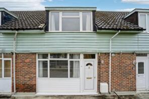 3 Flat, Chenies Parade, Amersham HP7 9PH