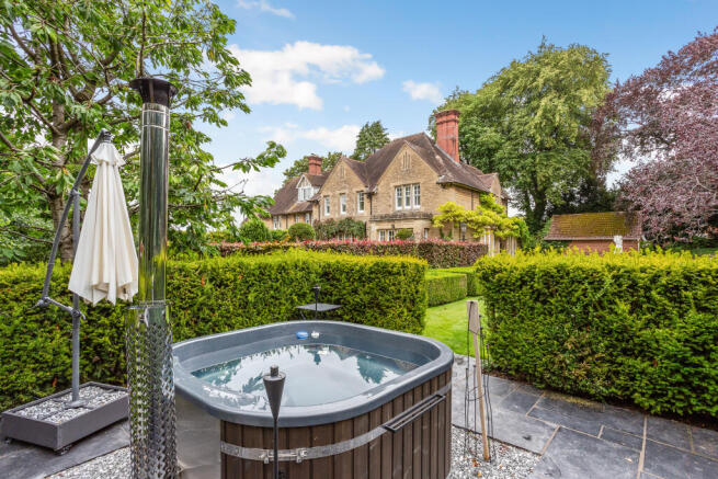 Hot Tub