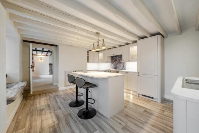 1418306-9-69959d4318031