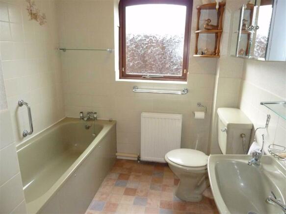 Photo 6