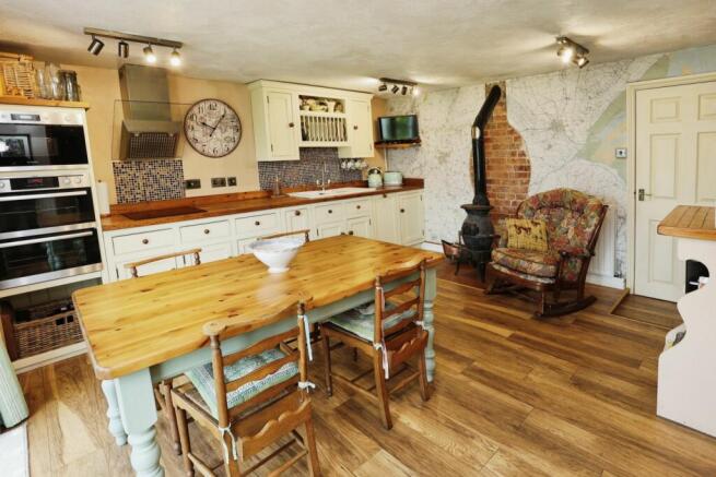 Kitchen/Breakfast