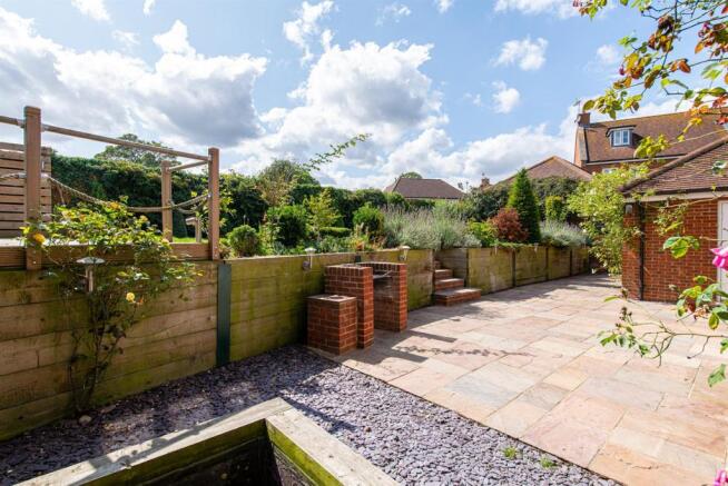 1 Rooks View garden7.jpg