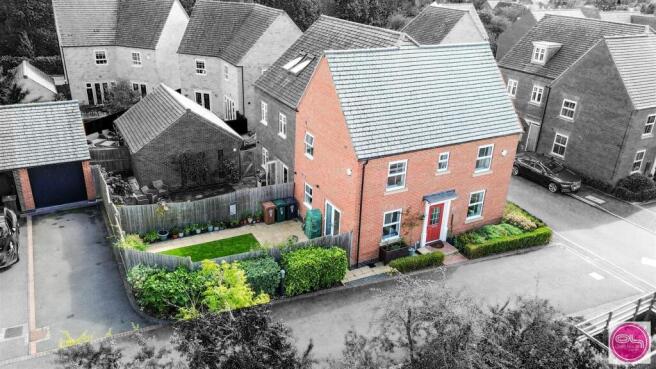 Estate Agent (3).jpg