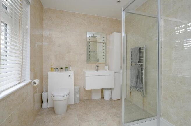 Bedroom Ensuite 2
