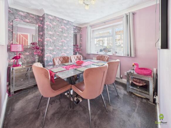 Presented by Clinton at EweMove Bexleyheath and Da