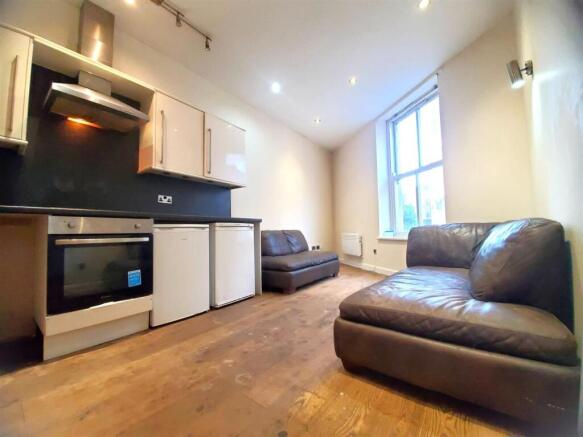 Kitchen & Living Space