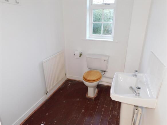CLOAKROOM / WC