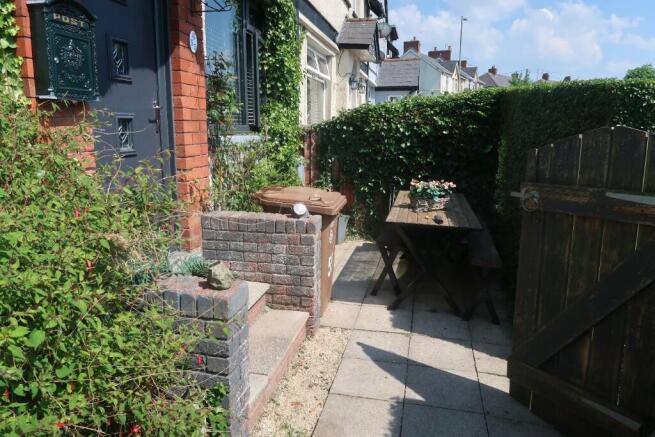Photo 16