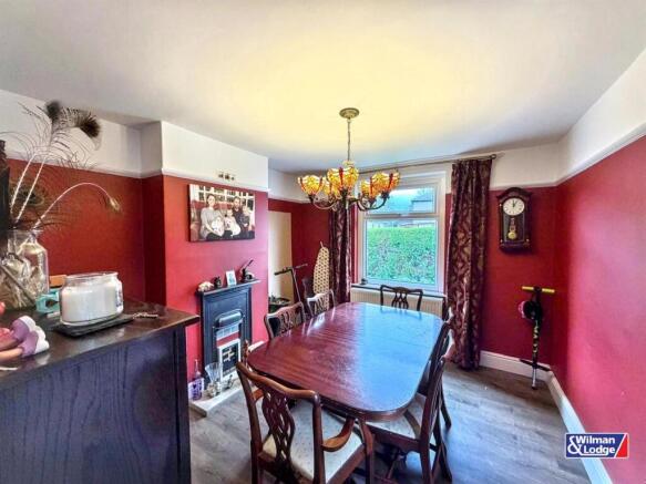 3 bed Semi-Detached for sale Image 7