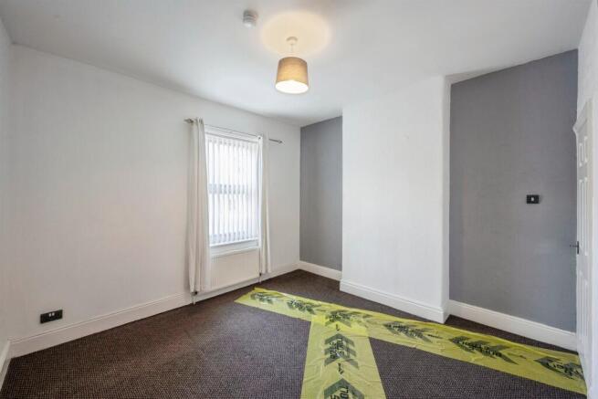2 bed Terraced for sale Image 9