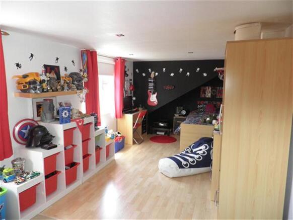 Photo 8