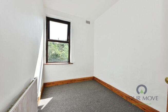 3 bed Terraced for sale Image 11