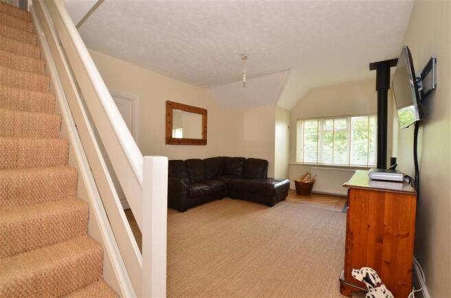 Lounge / Dining Area