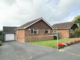 55, Links Drive, Bexhill TN40 1TE