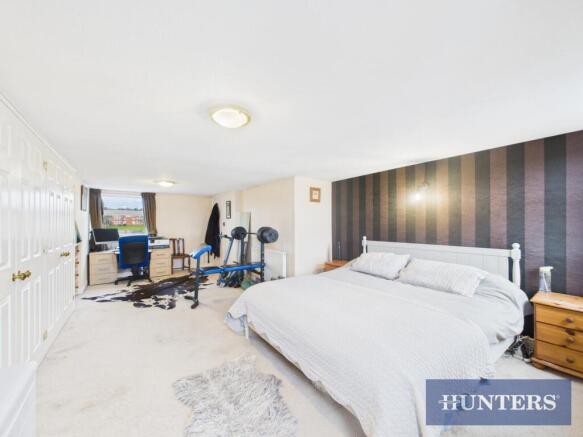 3 bed Terraced for sale Image 8