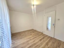 70, Archery Close, Harrow HA3 7RX