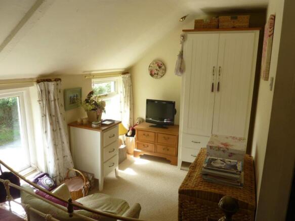 ANOTHER ROOM ASPECT