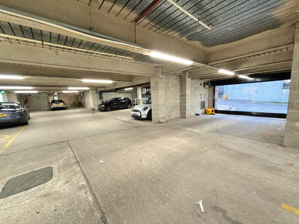 19737_33930602_IMG_23_0000-fotor-20260106132458...