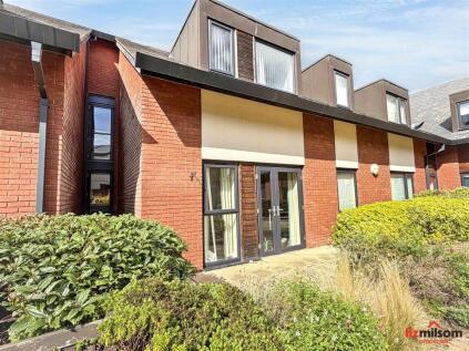 Ground floor Apartment - Oaklands Village, Swadlincote