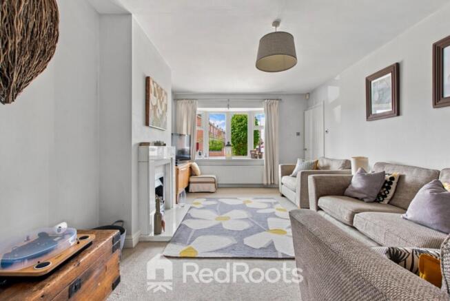 4 bed Semi-Detached for sale Image 4
