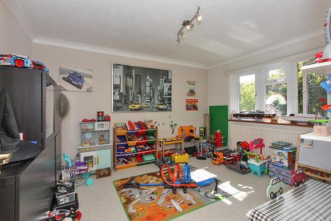 Wil-Playroom_Dining.