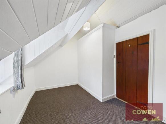 2 bed Cottage for sale Image 11