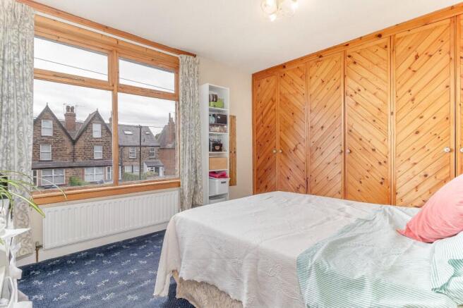 3 bed Terraced for sale Image 7