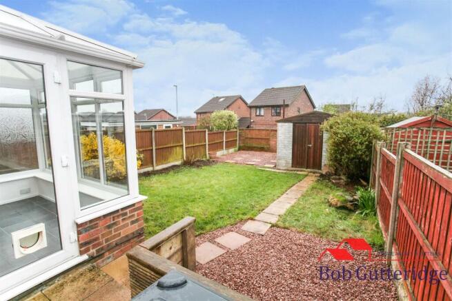 ENCLOSED REAR GARDEN
