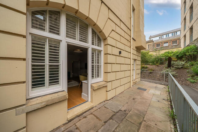Courtyard/Terrace