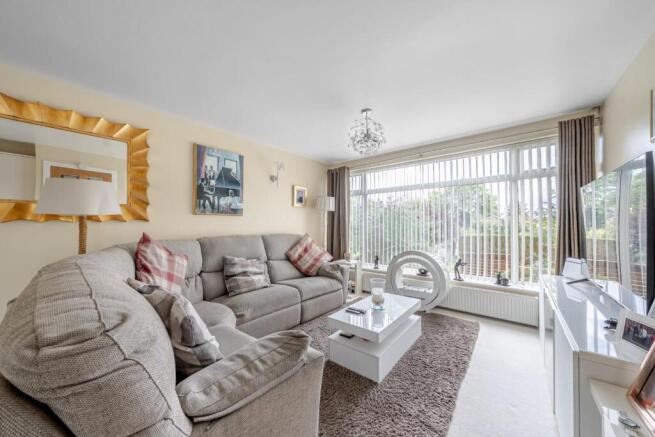 3 bed Semi-Detached for sale Image 8